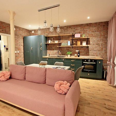 Apartman Michelangelo In The Centar Of Supetar Bagian luar foto