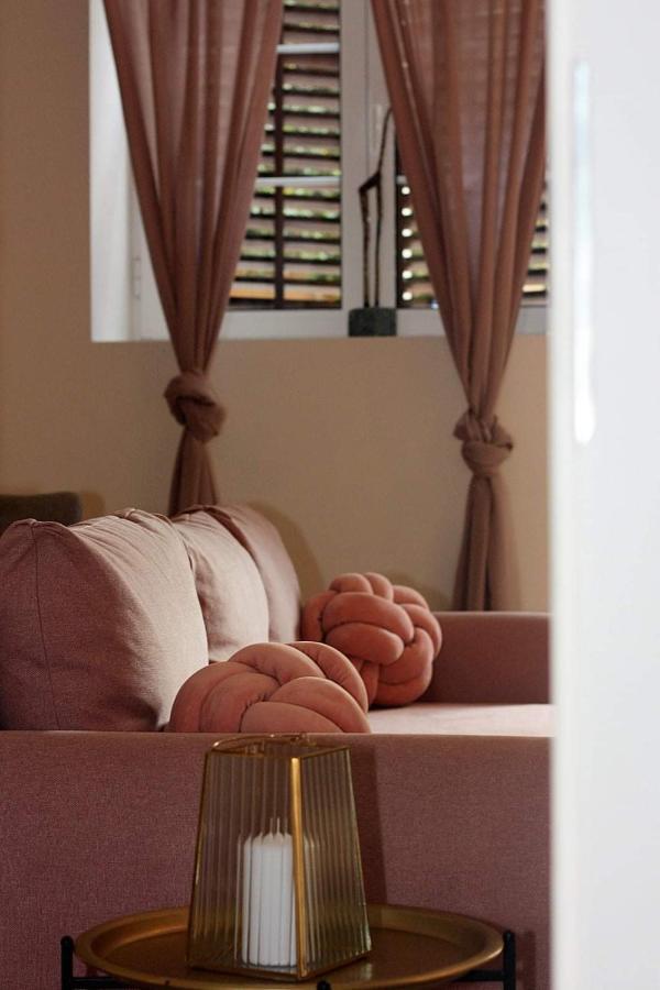Apartman Michelangelo In The Centar Of Supetar Bagian luar foto