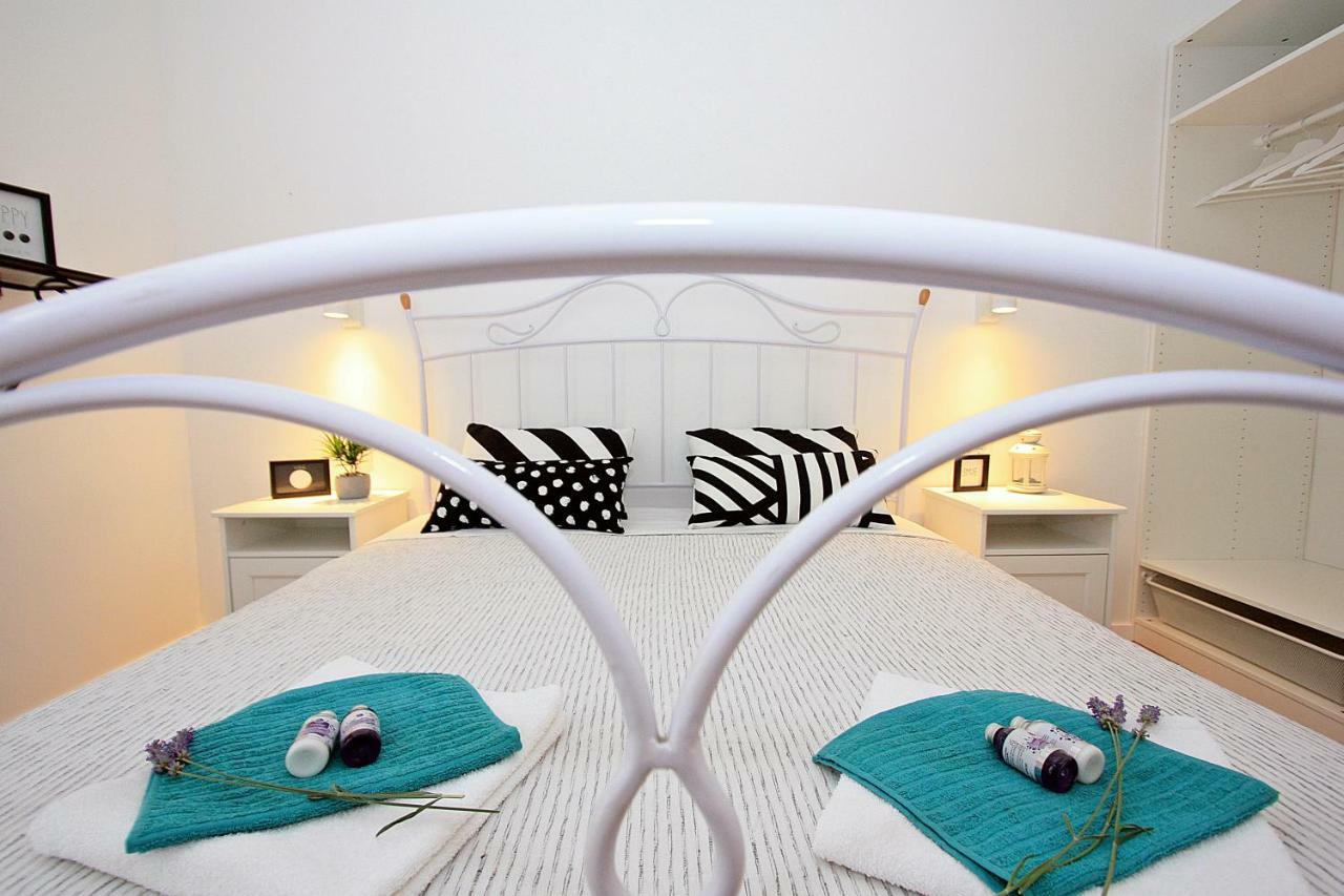 Apartman Michelangelo In The Centar Of Supetar Bagian luar foto