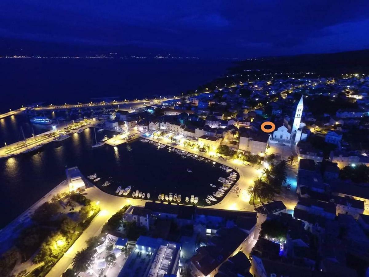 Apartman Michelangelo In The Centar Of Supetar Bagian luar foto
