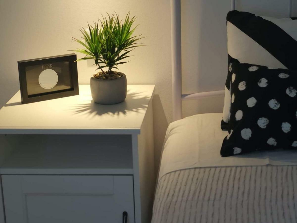 Apartman Michelangelo In The Centar Of Supetar Bagian luar foto